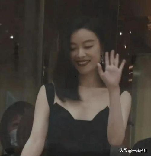 女主在娱乐圈里吃瓜,女主的吃瓜日常