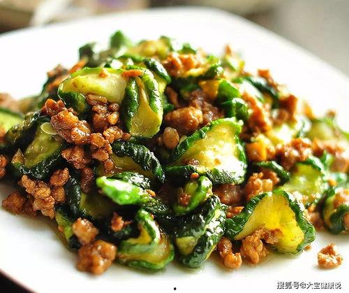 娱乐吃瓜酱做核酸,共筑健康防线