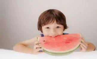 娱乐吃瓜酱救小孩,爱心瞬间温暖人心