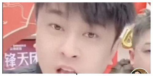 娱乐吃瓜博主看谁直播,揭秘娱乐吃瓜博主眼中的直播达人