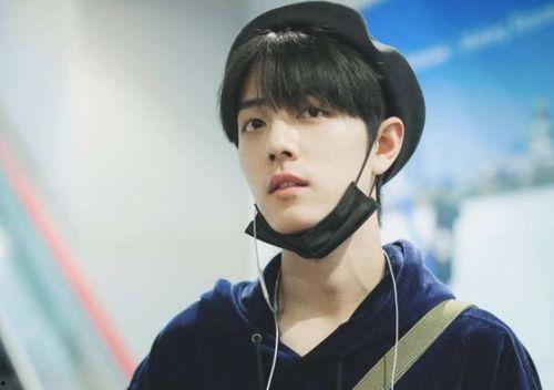 娱乐吃瓜徐海乔微博号,娱乐圈吃瓜达人的趣味生活